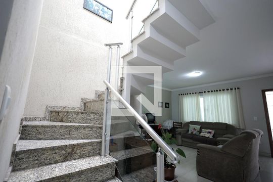 Escada de casa à venda com 4 quartos, 158m² em Parque Novo Oratório, Santo André