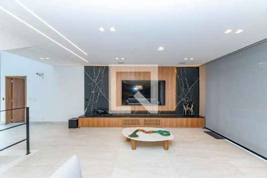 Sala de casa à venda com 6 quartos, 680m² em Estoril, Belo Horizonte