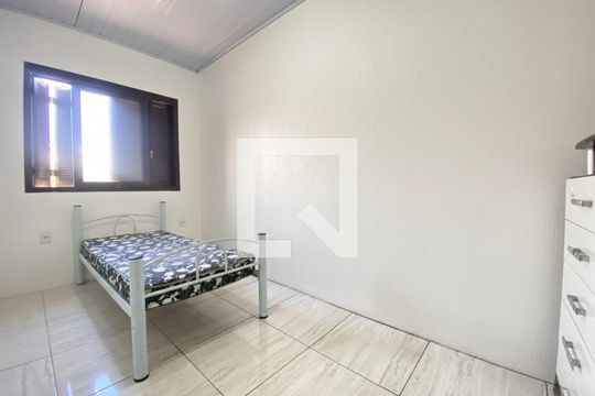 Quarto 1 de apartamento para alugar com 2 quartos, 50m² em São José, Canoas