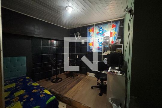 Quarto 2 de casa à venda com 4 quartos, 200m² em Campestre, São Leopoldo