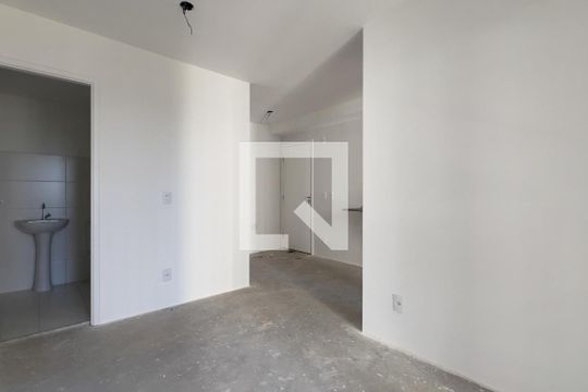 Sala de apartamento à venda com 2 quartos, 44m² em Picanço, Guarulhos