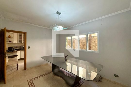 Sala  de casa à venda com 2 quartos, 150m² em Vila Cruzeiro, São Paulo