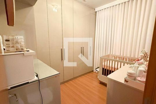 Apartamento à venda com 2 quartos, 67m² em Miramar (barreiro), Belo Horizonte