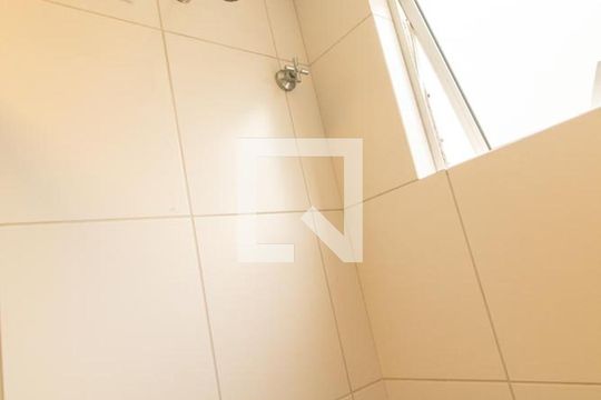 Banheiro Social de apartamento para alugar com 1 quarto, 34m² em Portão, Curitiba
