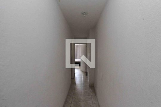 Corredor de casa à venda com 3 quartos, 148m² em Jardim Sapopemba, São Paulo