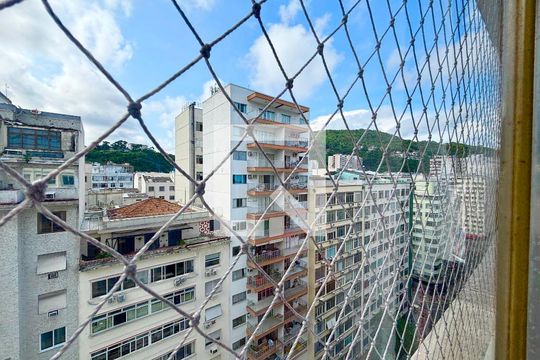 Vista Sala/Quarto de apartamento para alugar com 1 quarto, 50m² em Copacabana, Rio de Janeiro