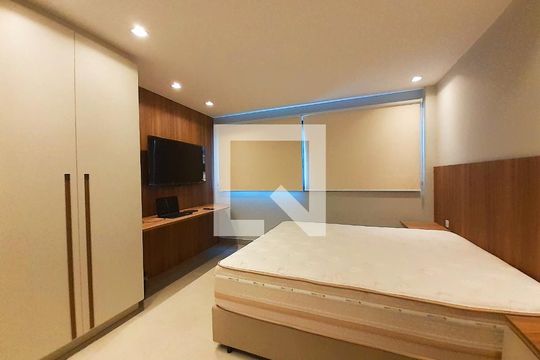 Sala/Quarto de apartamento à venda com 1 quarto, 29m² em Cidade Baixa, Porto Alegre
