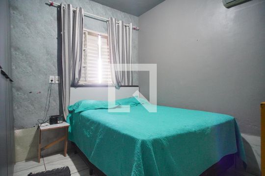 Quarto 1 de casa para alugar com 2 quartos, 140m² em Santos Dumont, São Leopoldo