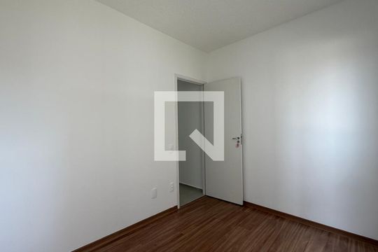 Quarto de apartamento para alugar com 2 quartos, 47m² em Palmeiras, Belo Horizonte