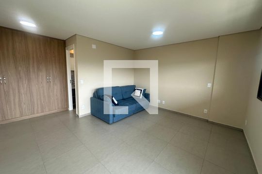 Studio de apartamento para alugar com 1 quarto, 46m² em Empresarial 18 do Forte, Barueri