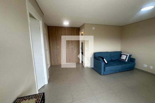 Studio de apartamento para alugar com 1 quarto, 46m² em Empresarial 18 do Forte, Barueri