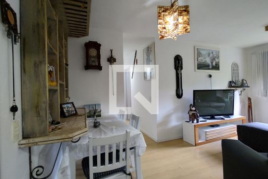 Sala de apartamento à venda com 3 quartos, 75m² em Taquara, Rio de Janeiro