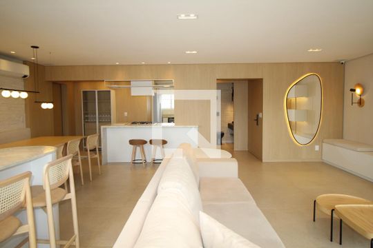 Sala de apartamento para alugar com 3 quartos, 145m² em Petrópolis, Porto Alegre
