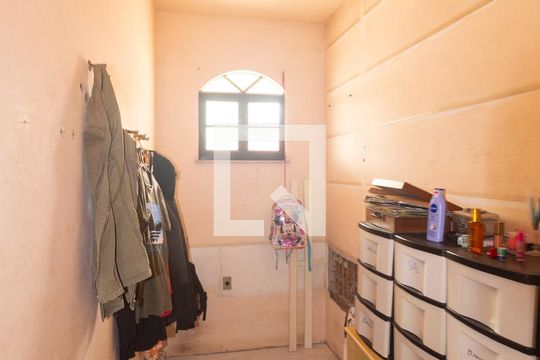 Closet da Suíte de casa para alugar com 2 quartos, 150m² em Guaratiba, Rio de Janeiro