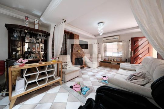 Sala de casa à venda com 4 quartos, 192m² em Parque Savoi City, São Paulo