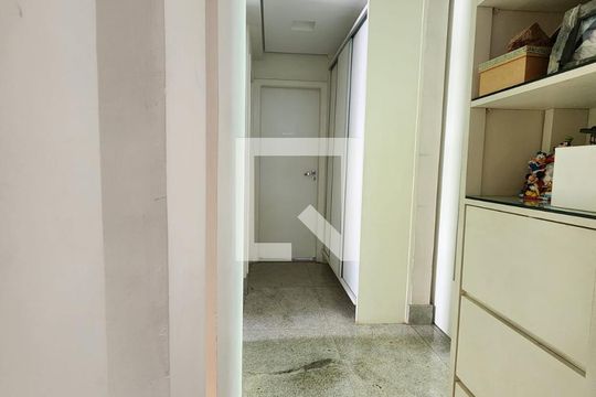Apartamento para alugar com 4 quartos, 165m² em Pampulha, Belo Horizonte