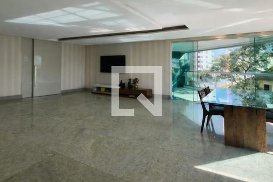 Apartamento para alugar com 4 quartos, 165m² em Pampulha, Belo Horizonte