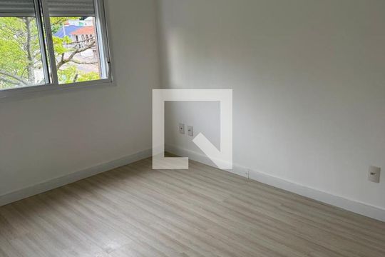 Quarto de apartamento à venda com 3 quartos, 80m² em Santo Antônio, Porto Alegre