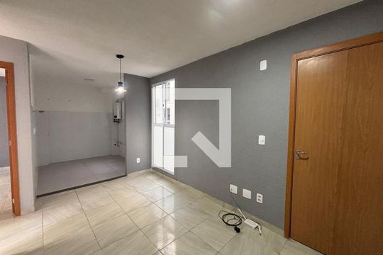Apartamento à venda com 2 quartos, 52m² em Santos Dumont, São Leopoldo