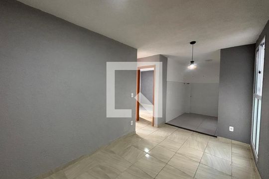 Apartamento à venda com 2 quartos, 52m² em Santos Dumont, São Leopoldo