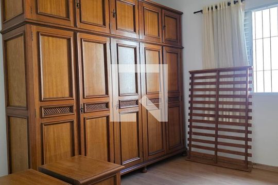Quarto de casa à venda com 3 quartos, 169m² em Ponte Sao Joao, Jundiaí