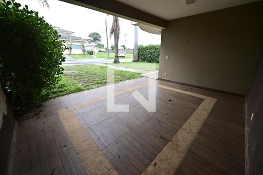 Casa de Condomínio à venda com 3 quartos, 250m² em Residencial Center Ville, Goiânia