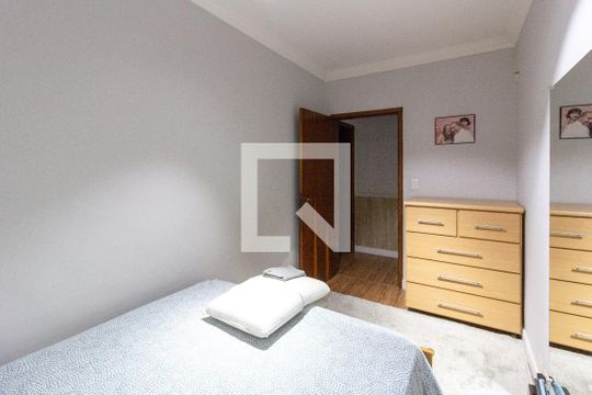 Casa para alugar com 2 quartos, 270m² em Vila Galvão, Guarulhos