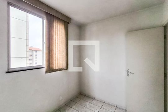 Quarto 1 de apartamento para alugar com 2 quartos, 43m² em Cosmos, Rio de Janeiro