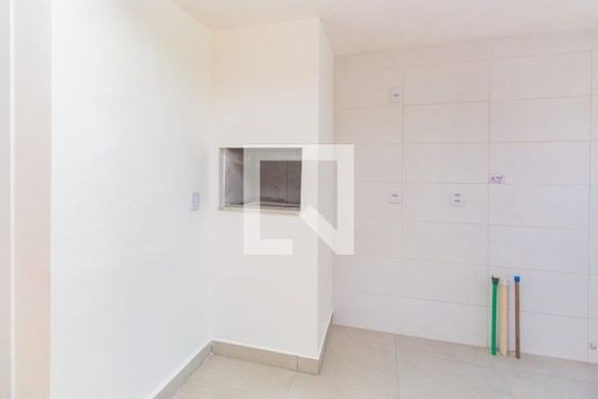 Cozinha de apartamento à venda com 2 quartos, 59m² em Jardim Sabará, Porto Alegre