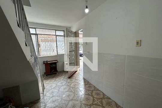 Sala de casa à venda com 4 quartos, 100m² em Piedade, Rio de Janeiro