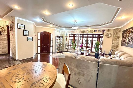 Sala de casa à venda com 3 quartos, 392m² em Vila Harmonia, Guarulhos