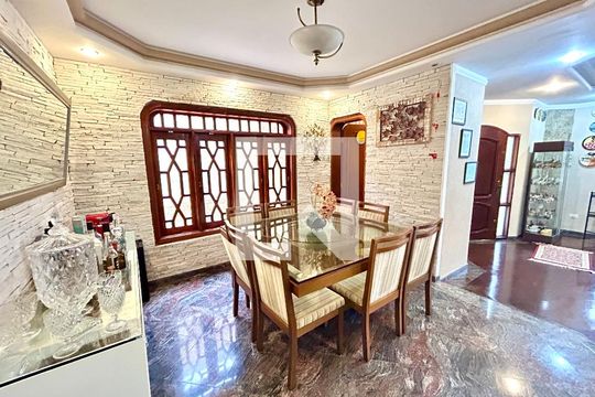 Sala de casa à venda com 3 quartos, 392m² em Vila Harmonia, Guarulhos