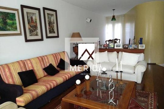 Casa à venda com 3 quartos, 417m² em Paraíso, Santo André