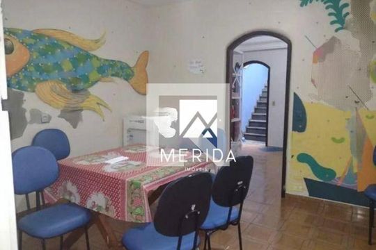 Casa à venda com 4 quartos, 440m² em Vila Bastos, Santo André