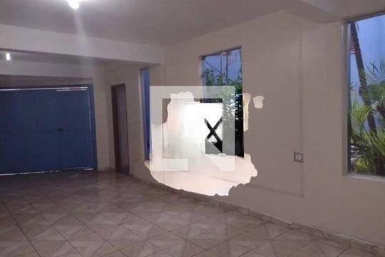 Casa à venda com 4 quartos, 440m² em Vila Bastos, Santo André