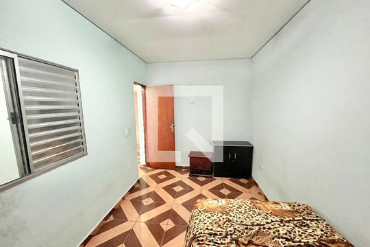 Quarto 1 de casa para alugar com 3 quartos, 240m² em Sítio do Morro, São Paulo