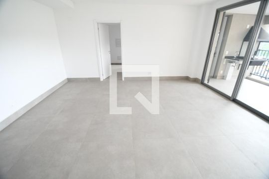 Apartamento à venda com 3 quartos, 139m² em Cambuí, Campinas