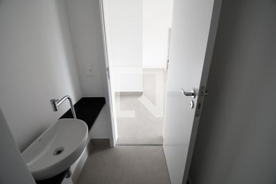 Apartamento à venda com 3 quartos, 139m² em Cambuí, Campinas