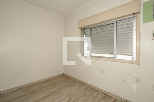 Quarto de apartamento à venda com 1 quarto, 33m² em Sarandi, Porto Alegre