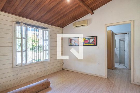 Quarto 2 de casa à venda com 3 quartos, 100m² em Parque Urbano, Porto Alegre