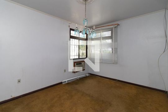 Casa para alugar com 3 quartos, 400m² em Menino Deus, Porto Alegre