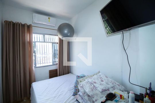 Quarto 1 de casa à venda com 2 quartos, 150m² em Irajá, Rio de Janeiro