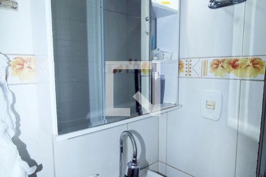 Banheiro de casa à venda com 2 quartos, 150m² em Irajá, Rio de Janeiro