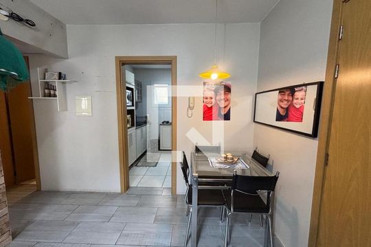 Apartamento à venda com 2 quartos, 57m² em São Jorge, Novo Hamburgo