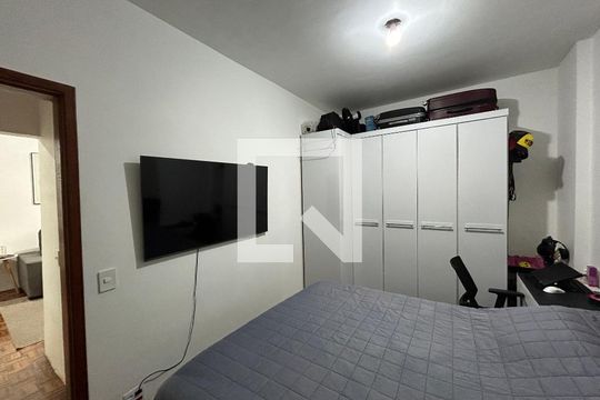 Quarto 1 de apartamento para alugar com 2 quartos, 70m² em Cascadura, Rio de Janeiro