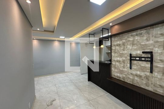 Sala de apartamento à venda com 3 quartos, 76m² em Bethaville I, Barueri