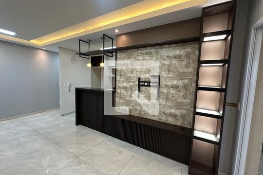 Sala de apartamento à venda com 3 quartos, 76m² em Bethaville I, Barueri