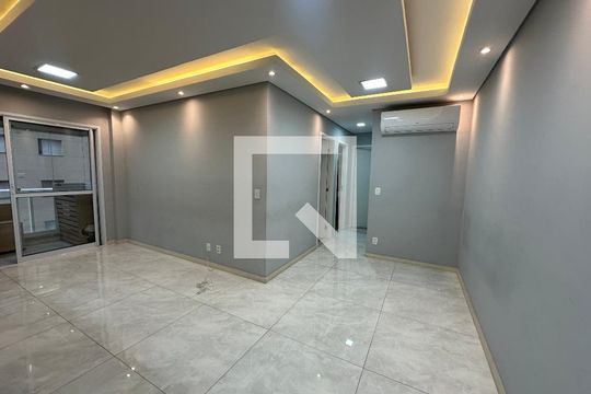 Sala de apartamento à venda com 3 quartos, 76m² em Bethaville I, Barueri