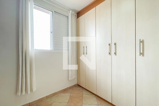 Quarto 1 de apartamento para alugar com 2 quartos, 94m² em Santa Maria, Osasco