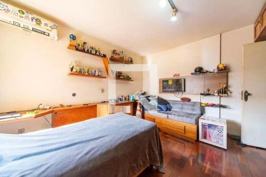 Casa à venda com 3 quartos, 230m² em Vila Pires, Santo André